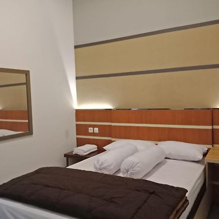 Amaya Guest House Syariah Alastuwo Extérieur photo