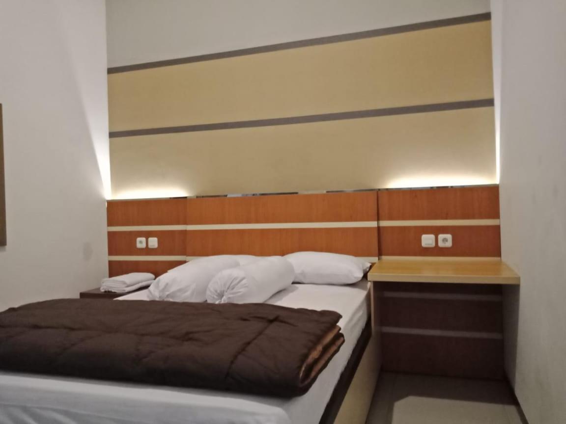 Amaya Guest House Syariah Alastuwo Extérieur photo