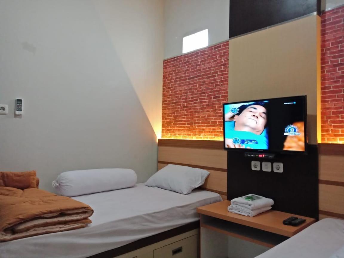 Amaya Guest House Syariah Alastuwo Extérieur photo